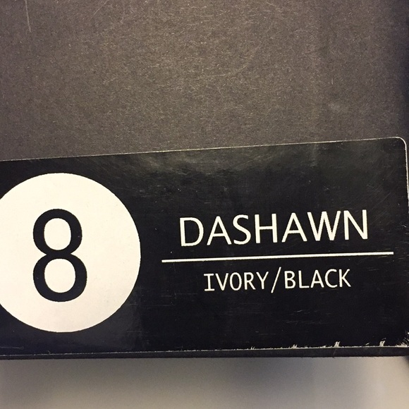 Designer - Picture 10 of 10